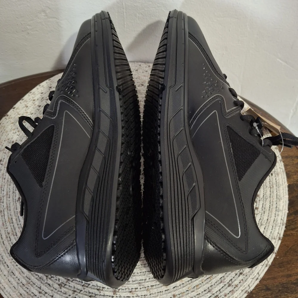 Black Men's Shoes For Crews Size 12.